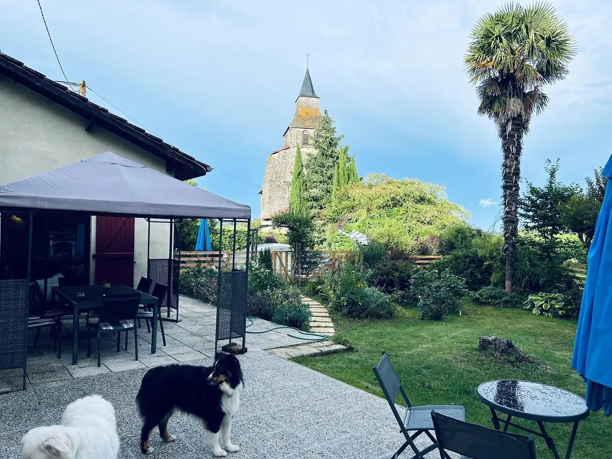 Holiday home Magnifique Maison Avec Piscine Au Calme Du Gers Pouydraguin